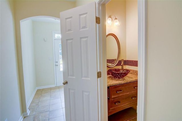 2189 Executive Drive, Duluth, GA 30096