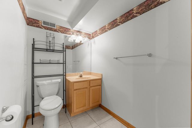 7035 168th Street, Tinley Park, IL 60477