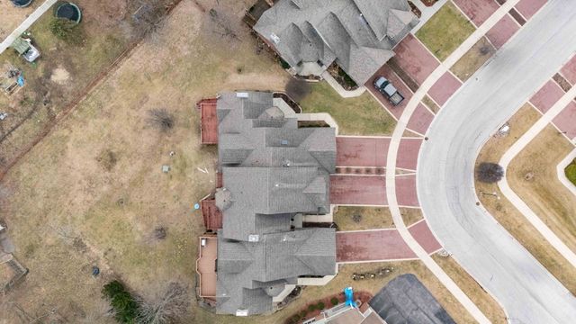 7035 168th Street, Tinley Park, IL 60477