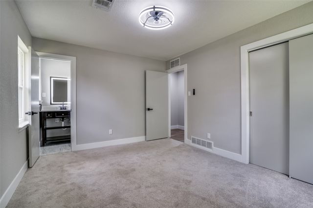 4 Sesame Place, Mesquite, TX 75149