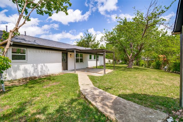 4 Sesame Place, Mesquite, TX 75149