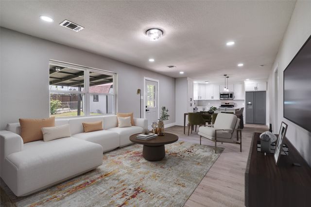 4 Sesame Place, Mesquite, TX 75149