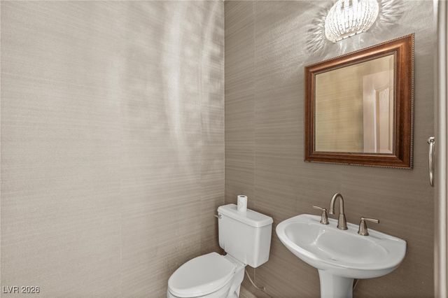 8009 Clock Tower Court, Las Vegas, NV 89117