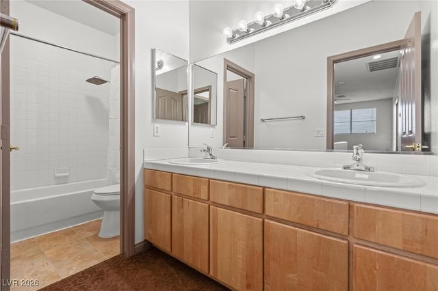 8009 Clock Tower Court, Las Vegas, NV 89117