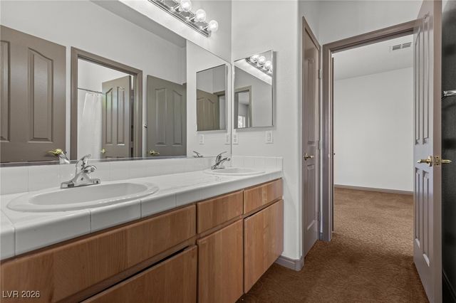 8009 Clock Tower Court, Las Vegas, NV 89117