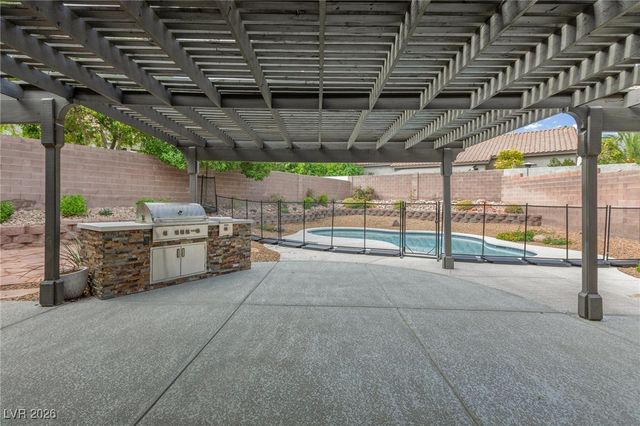 8009 Clock Tower Court, Las Vegas, NV 89117