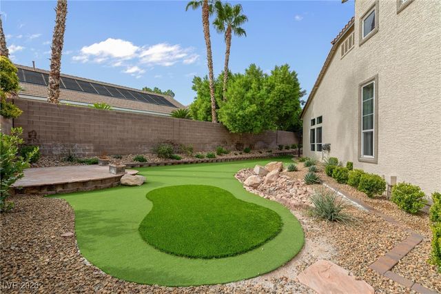 8009 Clock Tower Court, Las Vegas, NV 89117