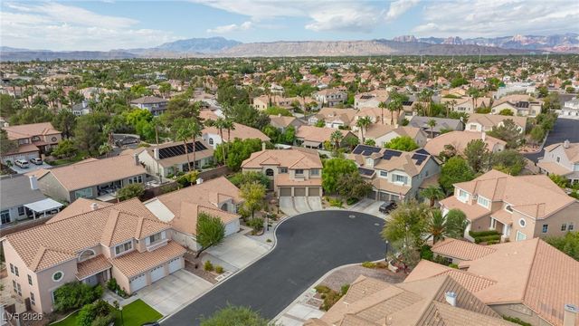 8009 Clock Tower Court, Las Vegas, NV 89117