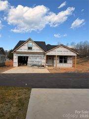 831A Wynnshire Drive Lot 61 Unit A, Hickory, NC 28601