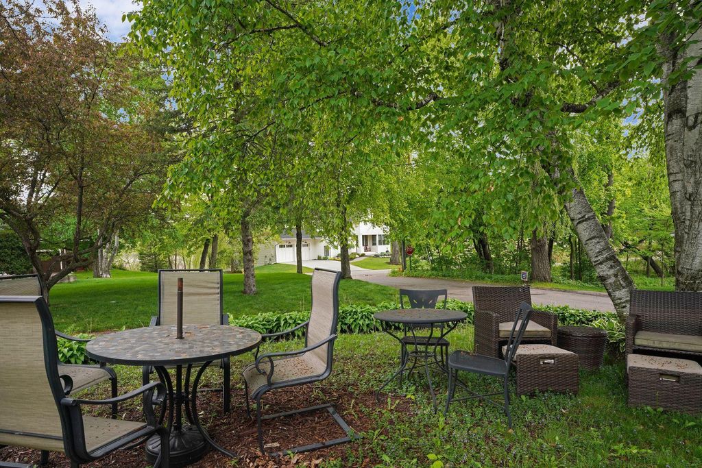 305-307 Reno Street, Wayzata, MN 55391 — photo 4