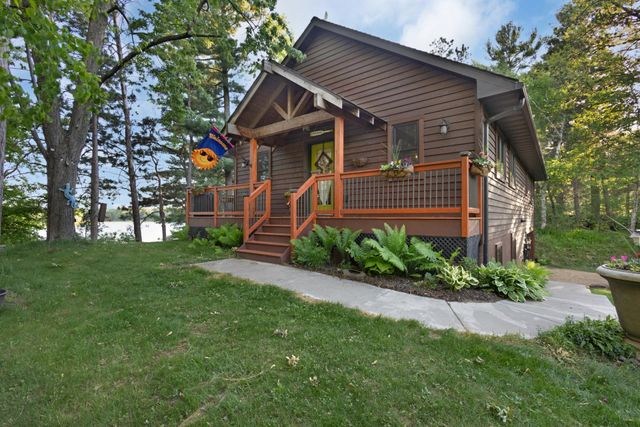 2284 100th Street, New Richmond, WI 54017