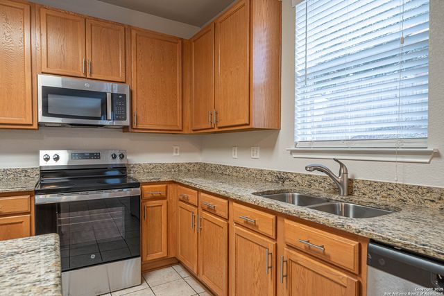 6807 Elmwood, Live Oak, TX 78233