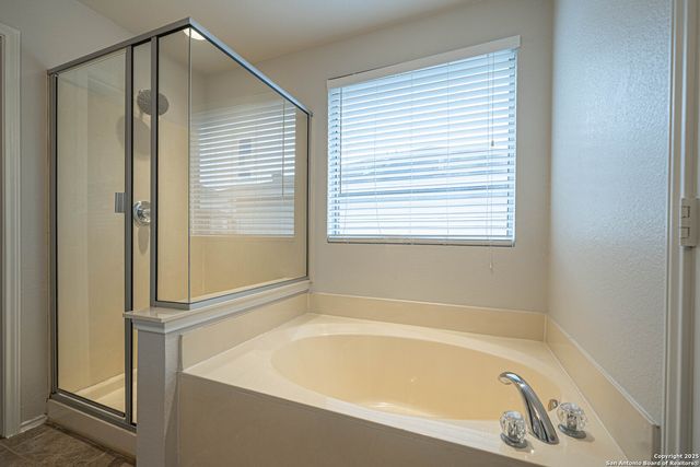 6807 Elmwood, Live Oak, TX 78233