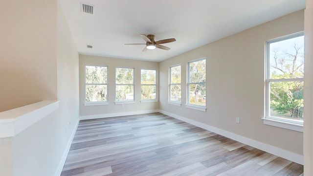 1919 30TH AVENUE N, St Petersburg, FL 33713