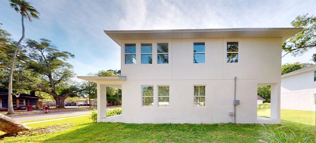 1919 30TH AVENUE N, St Petersburg, FL 33713