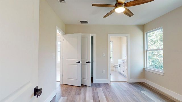 1919 30TH AVENUE N, St Petersburg, FL 33713