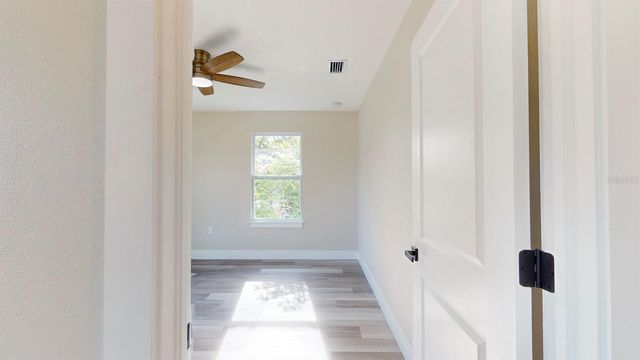 1919 30TH AVENUE N, St Petersburg, FL 33713