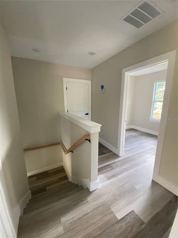 1919 30TH AVENUE N, St Petersburg, FL 33713