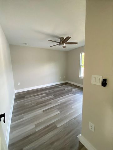 1919 30TH AVENUE N, St Petersburg, FL 33713