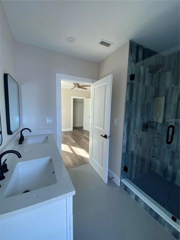 1919 30TH AVENUE N, St Petersburg, FL 33713