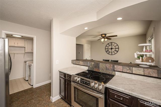 1308 Summergate Parkway, St Charles, MO 63303