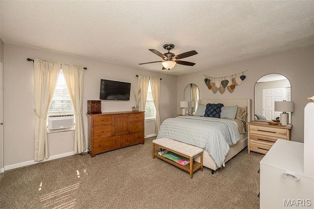 1308 Summergate Parkway, St Charles, MO 63303