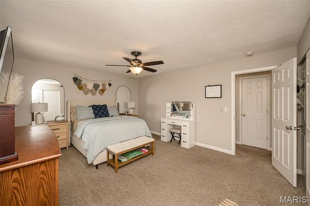1308 Summergate Parkway, St Charles, MO 63303