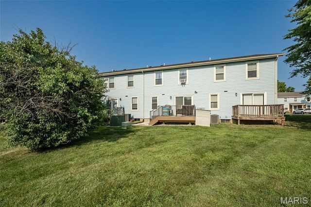 1308 Summergate Parkway, St Charles, MO 63303