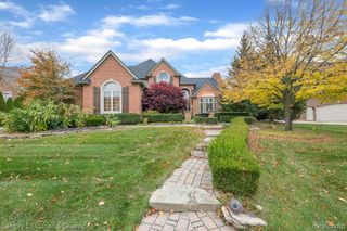 17944 Ridgeview Drive, Northville, MI 48168