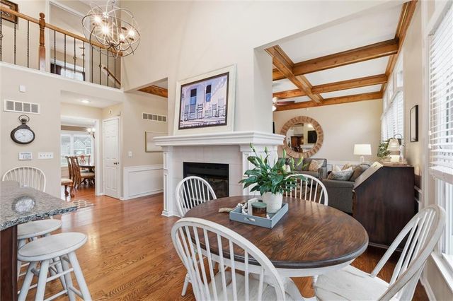 6114 W 157th Terrace, Overland Park, KS 66223