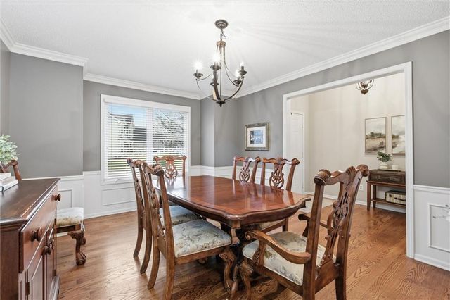 6114 W 157th Terrace, Overland Park, KS 66223