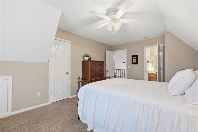 6114 W 157th Terrace, Overland Park, KS 66223