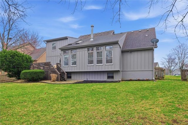 6114 W 157th Terrace, Overland Park, KS 66223