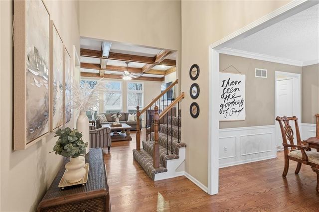 6114 W 157th Terrace, Overland Park, KS 66223