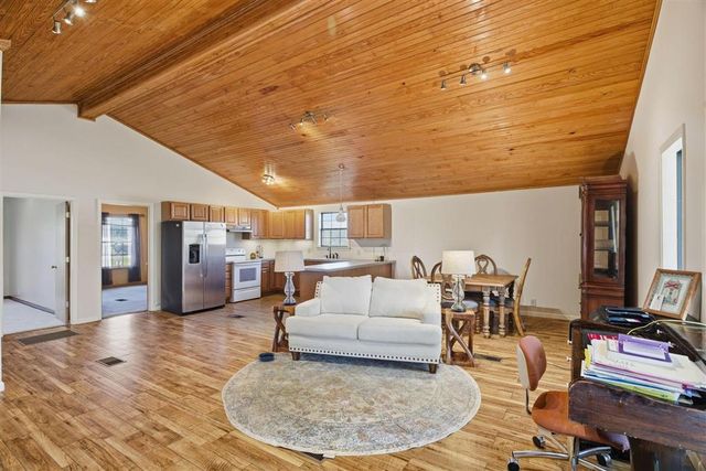 225 Malone Rd Road, Dequincy, LA 70633