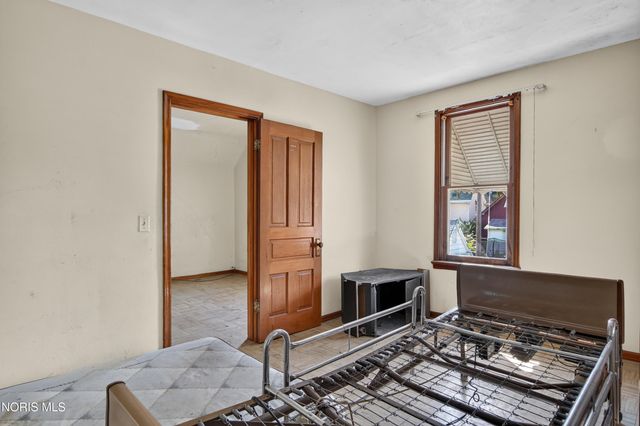 40 Magyar Street, Toledo, OH 43605