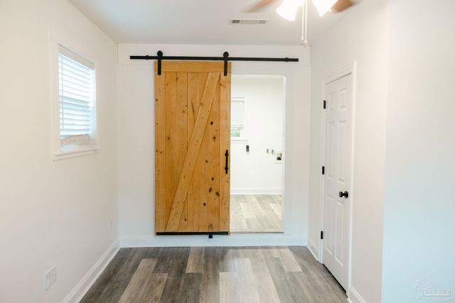 5580 Homewood Rd, Pensacola, FL 32504