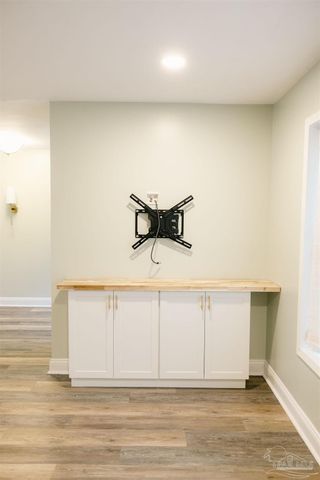 5580 Homewood Rd, Pensacola, FL 32504