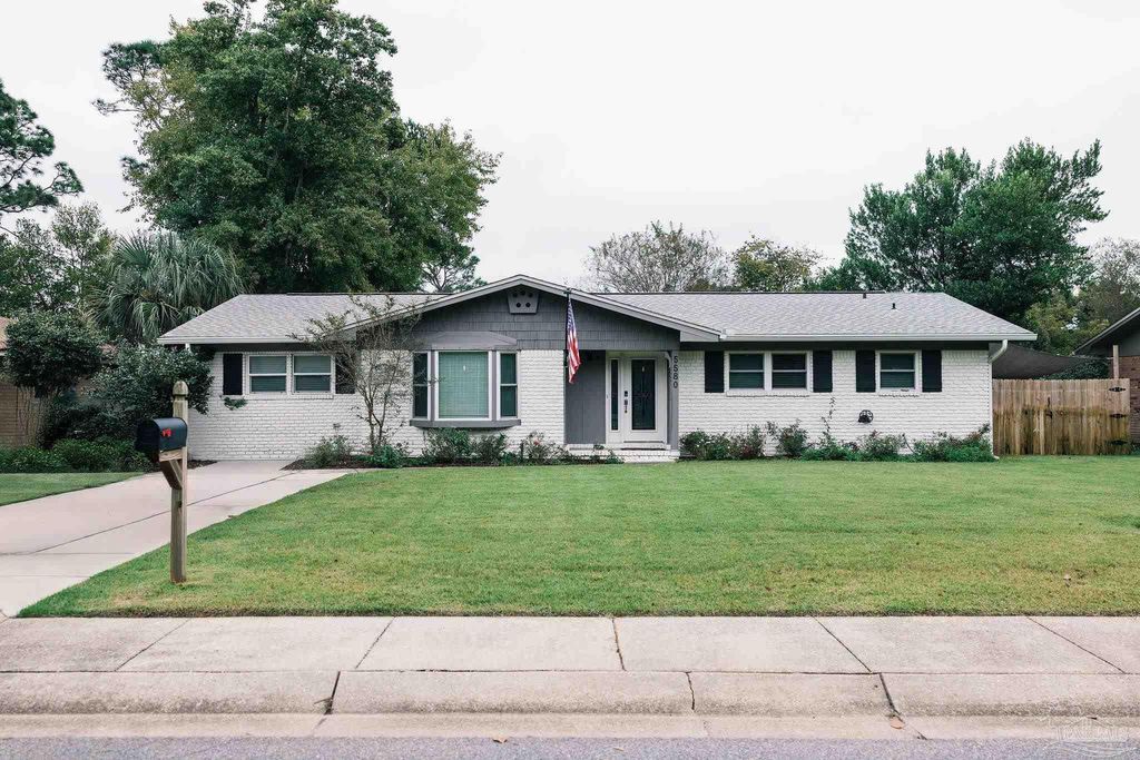 5580 Homewood Rd, Pensacola, FL 32504