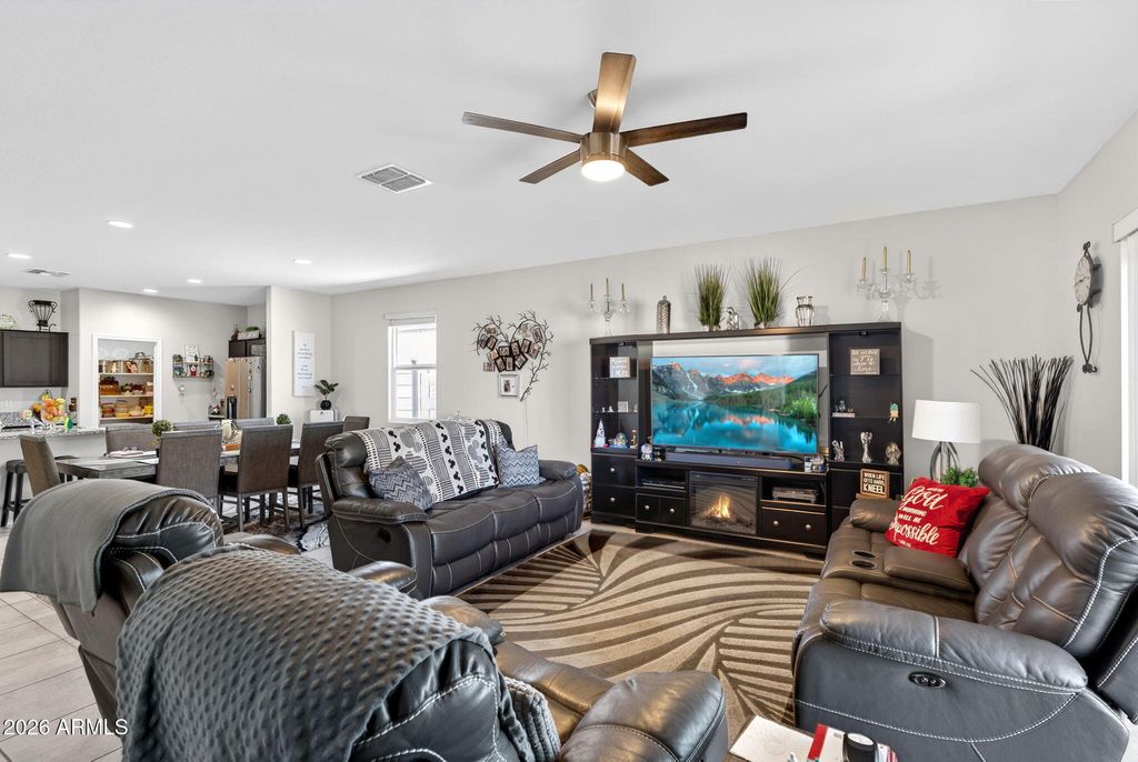 71 N 187TH Drive, Buckeye, AZ 85326 — photo 4
