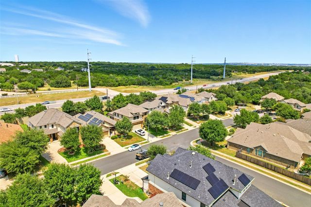 121 E Adelanta PL, Round Rock, TX 78681