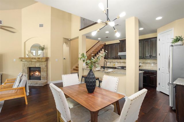 121 E Adelanta PL, Round Rock, TX 78681