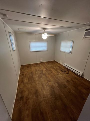 20000 US HIGHWAY 19 N 607, Clearwater, FL 33764