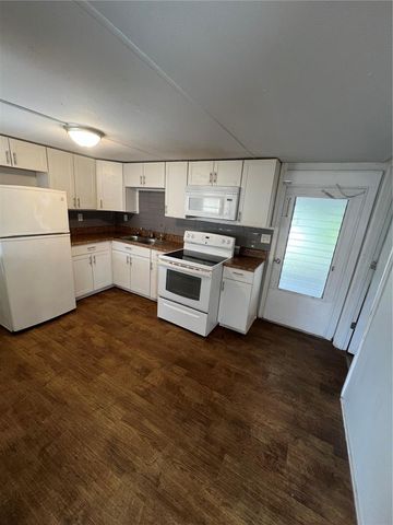 20000 US HIGHWAY 19 N 607, Clearwater, FL 33764