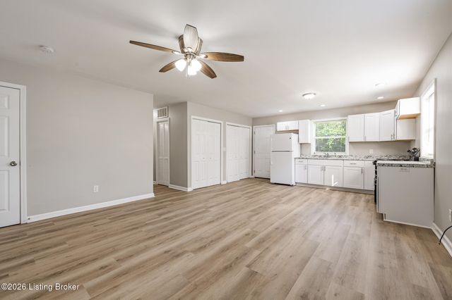4909 Shasta Trail, Louisville, KY 40218