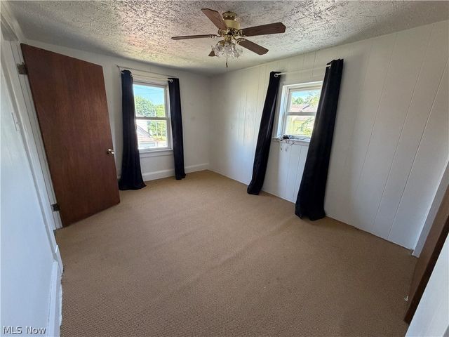 1452 Humbolt Avenue, Youngstown, OH 44502
