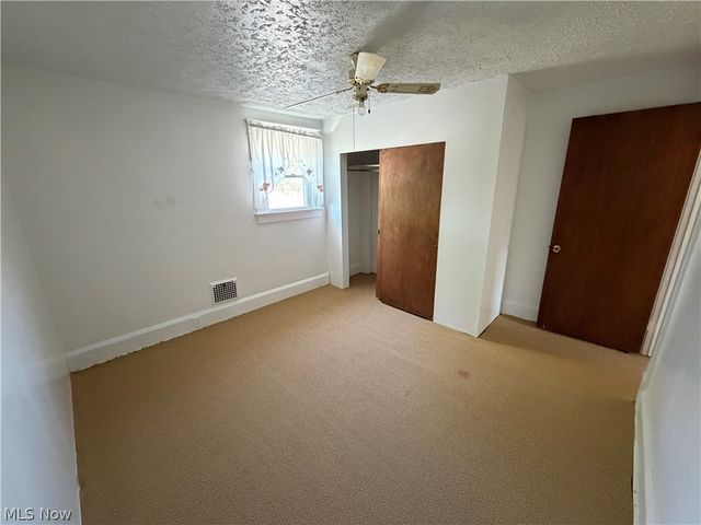 1452 Humbolt Avenue, Youngstown, OH 44502