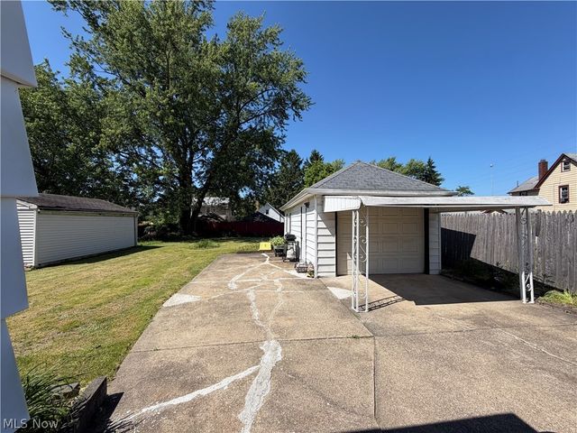 1452 Humbolt Avenue, Youngstown, OH 44502