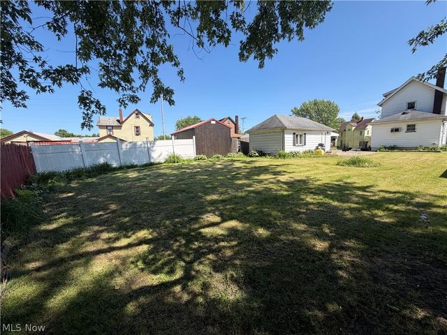 1452 Humbolt Avenue, Youngstown, OH 44502