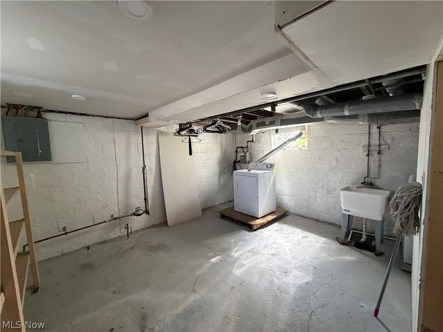 1452 Humbolt Avenue, Youngstown, OH 44502